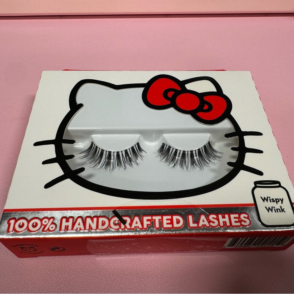 Brand new in sealed box Hello Kitty Faux Eyelashes